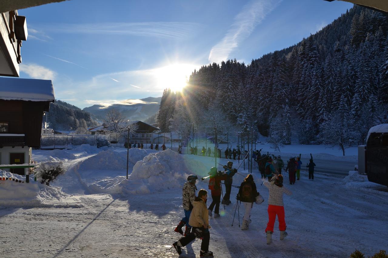 Jugendpension Muellauerhof Saalbach-Hinterglemm Exterior photo